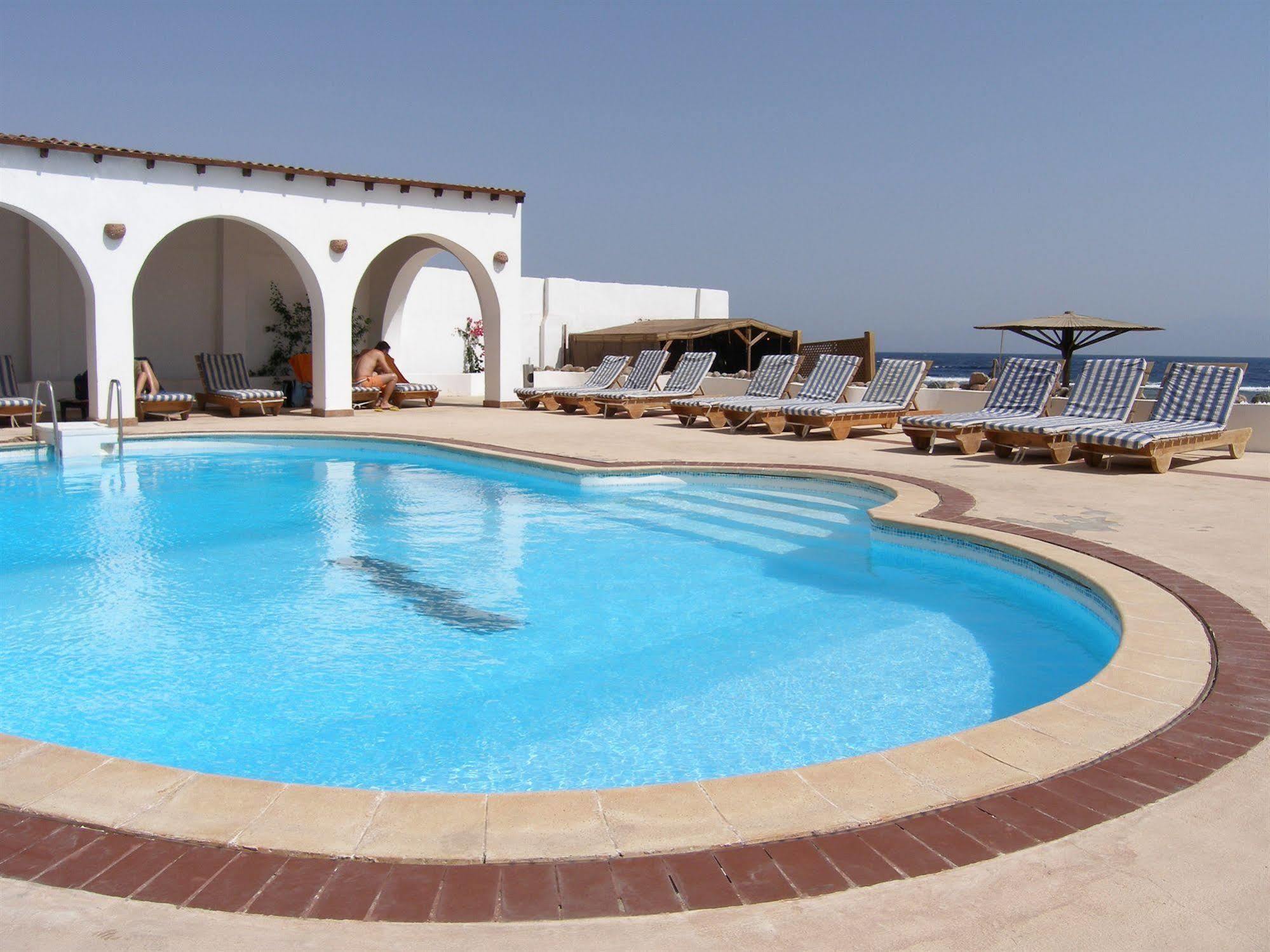 Blue Beach Club Hotel Dahab Exterior photo